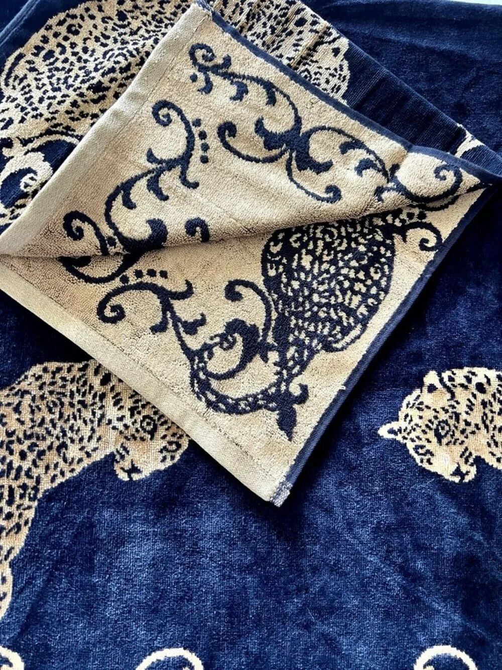 Leopard Cheetah Bath Towel Set 2 Black Gold Reversible 100% Cotton Animal Print